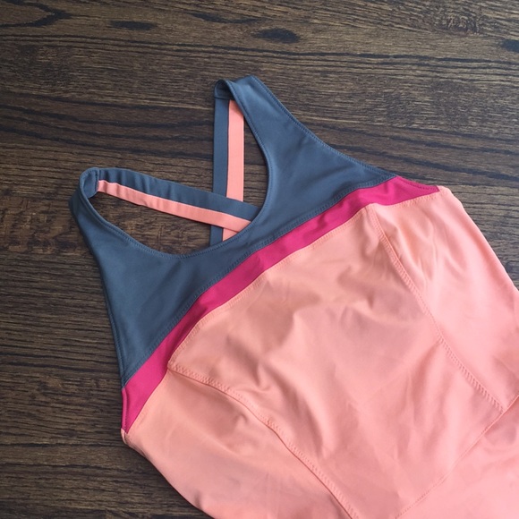 FILA Tennis 🎾 Athletic Sports Blouse Tank Top M - Picture 2 of 9